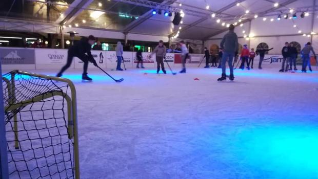 Ijshockeyinitiatie Bree on Ice © Sportdienst Bree